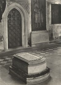 1983_DDR_PK_Luthers Grabstein in der Schlo&szlig;kirche Wittenberg